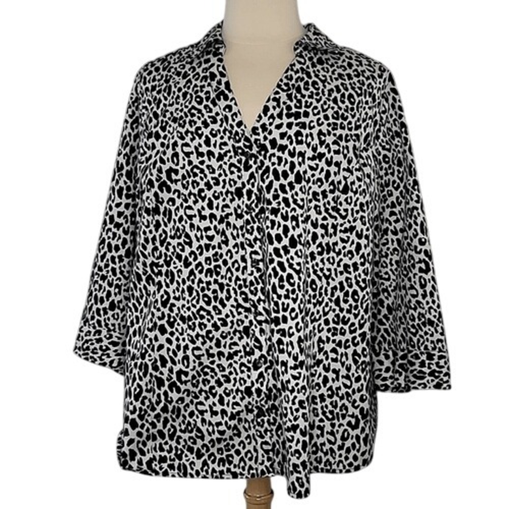 Lane Bryant Black &‎ White Animal Print Top